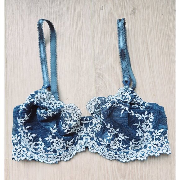 Wacoal Embrace Lace Lot Of 2 Blue White Unlined Underwire Floral Bra 34D - Picture 8 of 12